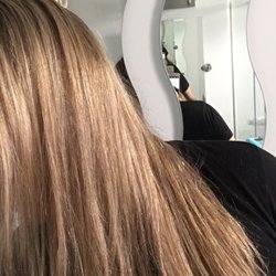 Aaron Emanuel Salon - Day 1 :(