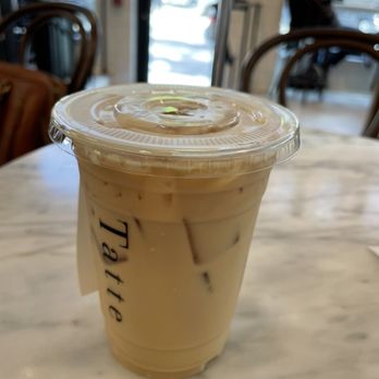 Tatte Bakery & Cafe | Capitol Crossing - Chai Latte - Breakfast & Brunch Near Me - Washington, DC, District of Columbia