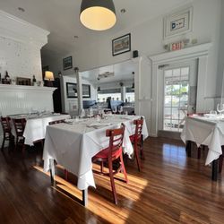 Ragu Cucina Italiana - Main dining room