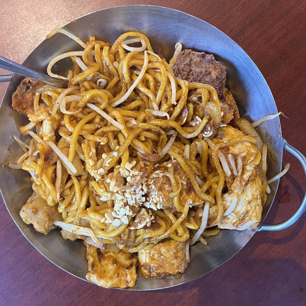 Malay Satay Hut - 6. Mee Goreng - Malaysian Near Me - Bellevue, Washington Malay Satay Hut - 6. Mee Goreng - Malaysian Near Me - Bellevue, Washington