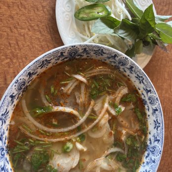 LeQuy - Vietnamese Near Me - Campbell, California