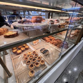 Tous Les Jours - Bake goods - Coffee & Tea Near Me - Westminster, California