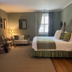 Cotton Hall - Tomatley Green bedroom
