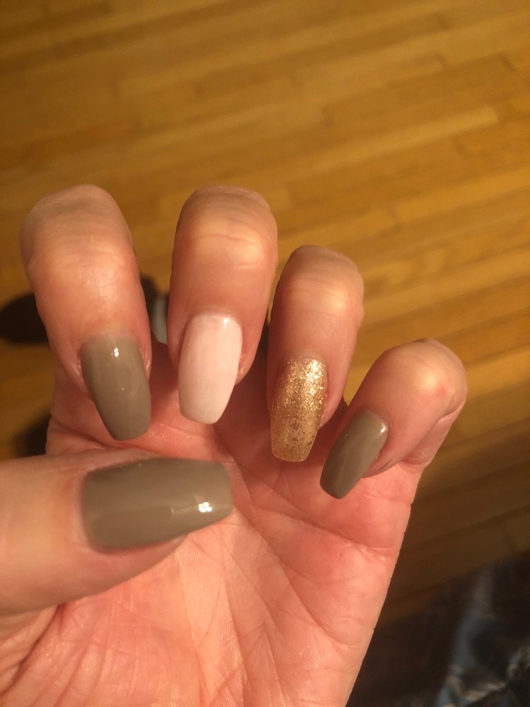 Sun S Nail And Tanning 22 Reviews Nail Salons 475 Bedford Rd Pleasantville Ny United States Phone Number