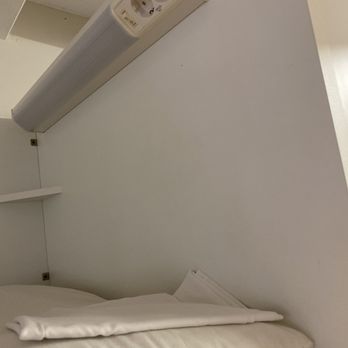 Hostal The Last Stamp - Chargers! - Hostels Near Me - Santiago de Compostela, C