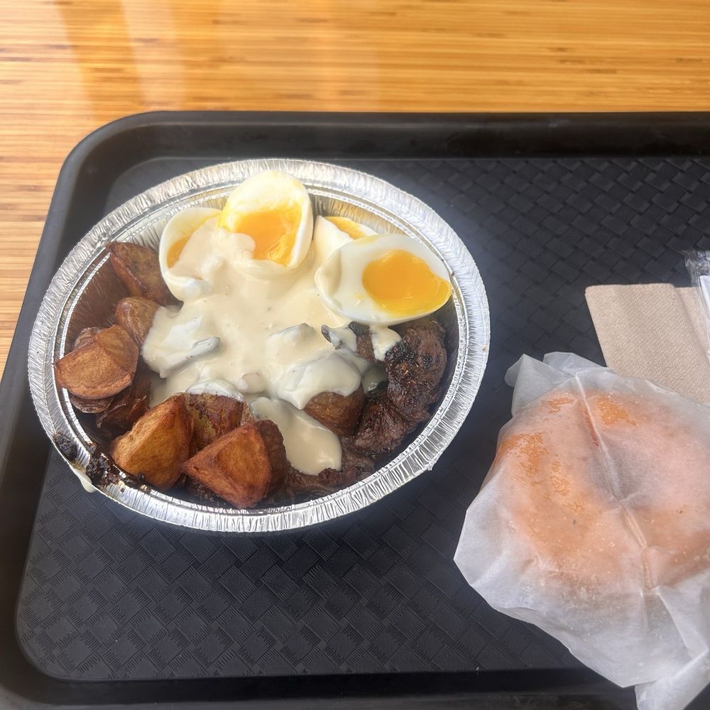 Bowl Thyme - Steak and egg bowl with a donut - American Near Me - Vermilion, Ohio Bowl Thyme - Steak and egg bowl with a donut - American Near Me - Vermilion, Ohio