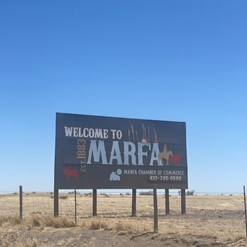 Prada Marfa - Art Galleries Near Me - Valentine, Texas