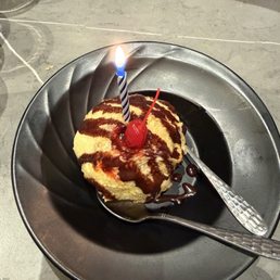 Tempura Fried ice Cream Tempura Fried ice Cream