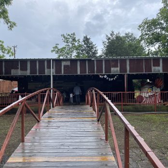 The Forge - Covered seating - American Near Me - Ben Wheeler, Texas