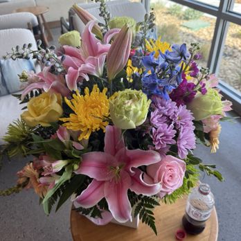 Best Flowers By Julie - $150 arrangement made and delivered same day on a Saturday. My new go-to. - Florists Near Me - Reno, Nevada