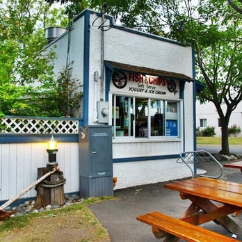 Willows Galley Fish & Chips - Willow's Galley, Estevan Village - Fish & Chips Near Me - Victoria, British Columbia