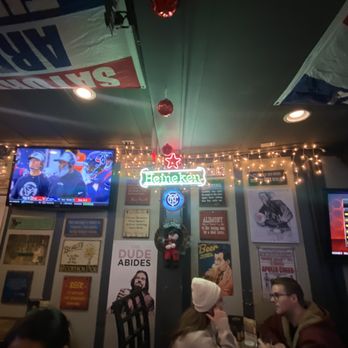 The Hairy Lemon Pub - people eating and drinking - Sports Bars Near Me - New York, New York The Hairy Lemon Pub - people eating and drinking - Sports Bars Near Me - New York, New York
