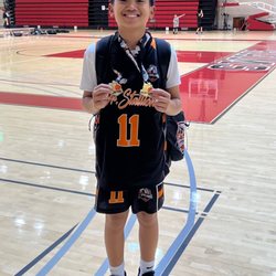 NoTime2Chill Skills Academy - Last season, he played in his age group and played up with big brothers and won two ships