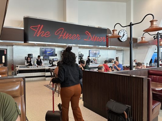 Brooklyn Diner (LaGuardia) by null