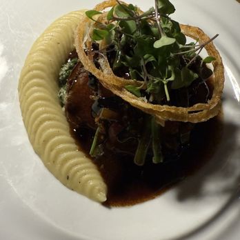 Marmalade - Beef with purée mash potatoes - Caribbean Near Me - San Juan, Puerto Rico Marmalade - Beef with purée mash potatoes - Caribbean Near Me - San Juan, Puerto Rico