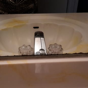 Sun Beach Properties - Corrosion on the mirrors - Vacation Rentals Near Me - Madeira Beach, Florida