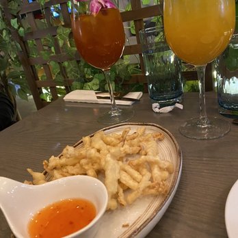 Hey Thai - Golden Mushroom, Thai Tea Mojito (left), Mango Mojito (right) - Thai Near Me - New York, New York Hey Thai - Golden Mushroom, Thai Tea Mojito (left), Mango Mojito (right) - Thai Near Me - New York, New York