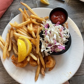 Salt Cracker Fish Camp - Jumbo Fried Shrimp - Seafood Near Me - Clearwater, Florida