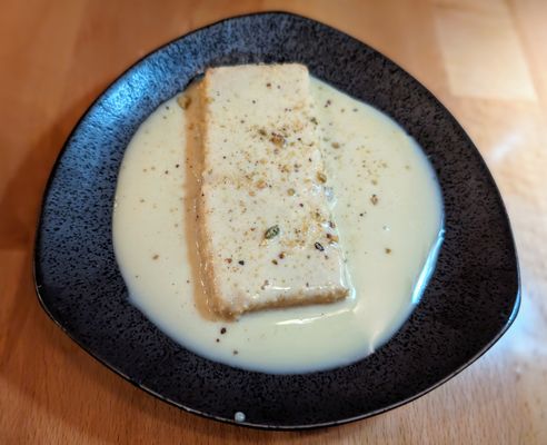 Moti Mahal Delux by null