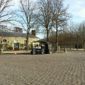 La Parmentier de Versailles - Food Stands Near Me - Versailles, 78 La Parmentier de Versailles - Food Stands Near Me - Versailles, 78