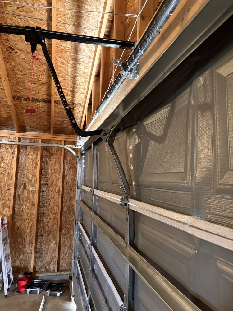 Ace & Aaydons Garage Door Services - Garage Door Contractor in Naperville, IL