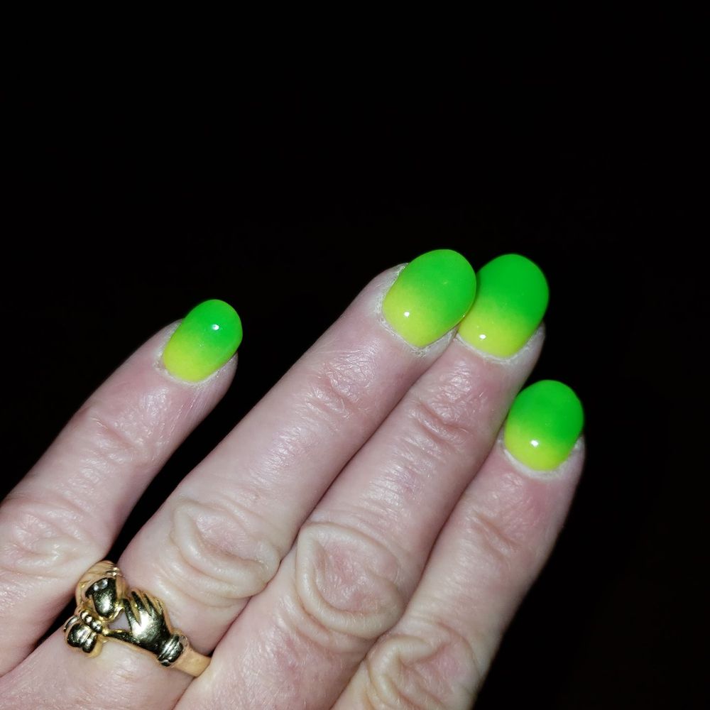 Love Magic Nails. I'm always treated very well. Everyone is very sociable and takes the utmost pride in their work. LOVE my nails everytime Love Magic Nails. I'm always treated very well. Everyone is very sociable and takes the utmost pride in their work. LOVE my nails everytime