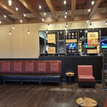 Outback Steakhouse - Waiting area - Steakhouses Near Me - Visalia, California