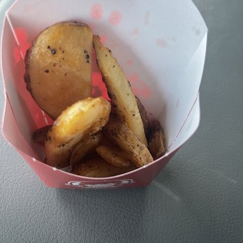 Wendy's - a basket of baked potatoes - Burgers Near Me - Highland, Utah Wendy's - a basket of baked potatoes - Burgers Near Me - Highland, Utah