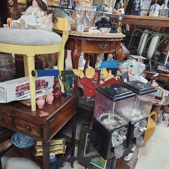 Fine Lion Antiques - Antiques Near Me - Cooper City, Florida Fine Lion Antiques - Antiques Near Me - Cooper City, Florida