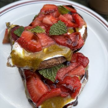 The Invigatorium - Strawberry Toast - Coffee & Tea Near Me - San Diego, California The Invigatorium - Strawberry Toast - Coffee & Tea Near Me - San Diego, California
