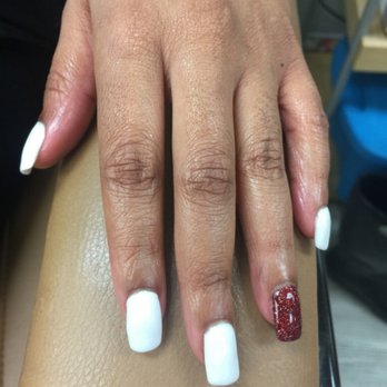 Manhasset Nail & Spa - Mani came out perfectly! - Nail Salons Near Me - Manhasset, New York