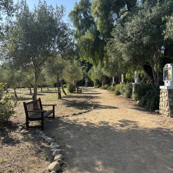 Mission Santa Barbara - Museums Near Me - Santa Barbara, California