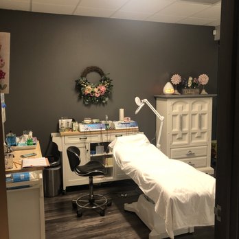 A Permanent Solution Electrolysis - Treatment room - Hair Removal Near Me - Glendale, Arizona A Permanent Solution Electrolysis - Treatment room - Hair Removal Near Me - Glendale, Arizona