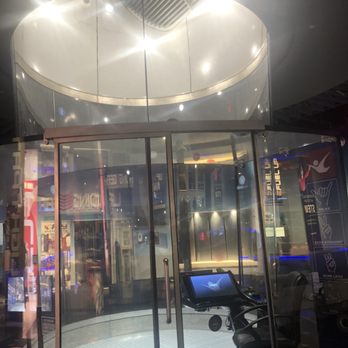 iFly - The wind tunnel - Skydiving Near Me - Roseville, California