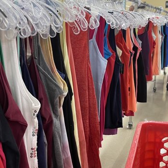 Savers - Women's Tank tops - Thrift Stores Near Me - Murrieta, California