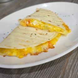 Nooni's Kitchen - Scrambled Egg Quesadilla