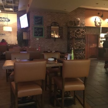 Gusto Italian Grill & Bar - Bars Near Me - Moncton, New Brunswick