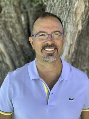 Poolside Realty by null