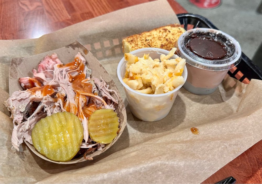 Moe's Original Bar B Que