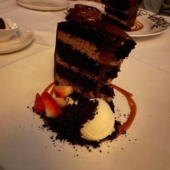 801 Chophouse - Chocolate cake - Steakhouses Near Me - Clayton, Missouri