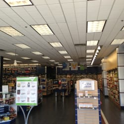 The Vitamin Shoppe - Inside