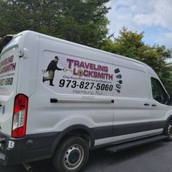 Traveling Locksmith - Best locksmith ever. Honest guy with responsible prices. David is definitely your go to Guy!!