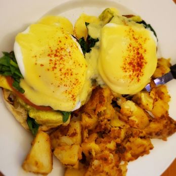 Cromwell Diner - Sunrise Benedict - Diners Near Me - Cromwell, Connecticut Cromwell Diner - Sunrise Benedict - Diners Near Me - Cromwell, Connecticut