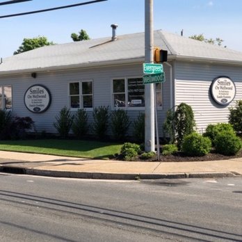 Smiles On Wellwood - Cosmetic Dentists Near Me - Lindenhurst, New York Smiles On Wellwood - Cosmetic Dentists Near Me - Lindenhurst, New York