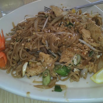 Sweet Basil - Chicken Pad Thai - Pan Asian Near Me - Brooklyn Park, Minnesota