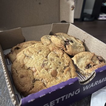 Insomnia Cookies - Desserts Near Me - Austin, Texas
