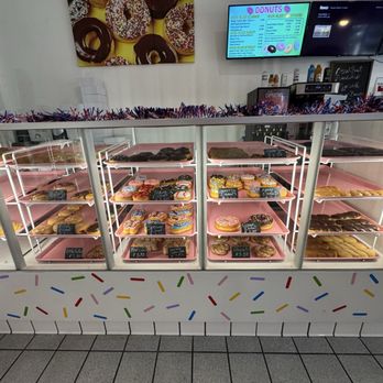 Good Glaze Donuts and Ice Cream - Donuts Near Me - Redlands, California Good Glaze Donuts and Ice Cream - Donuts Near Me - Redlands, California