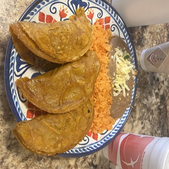 Tacotlan - Order of 3 Birria Tacos and Consomme - Mexican Near Me - Chicago, Illinois Tacotlan - Order of 3 Birria Tacos and Consomme - Mexican Near Me - Chicago, Illinois