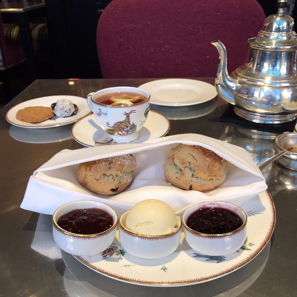 Brumus - Modern European Near Me - London, XGL