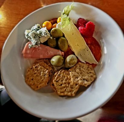 Queenston Mile Vineyard by null